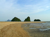 อุทยานแห่งชาติหาดนพรัตน์ธารา อ.เมือง จ.กระบี่ 